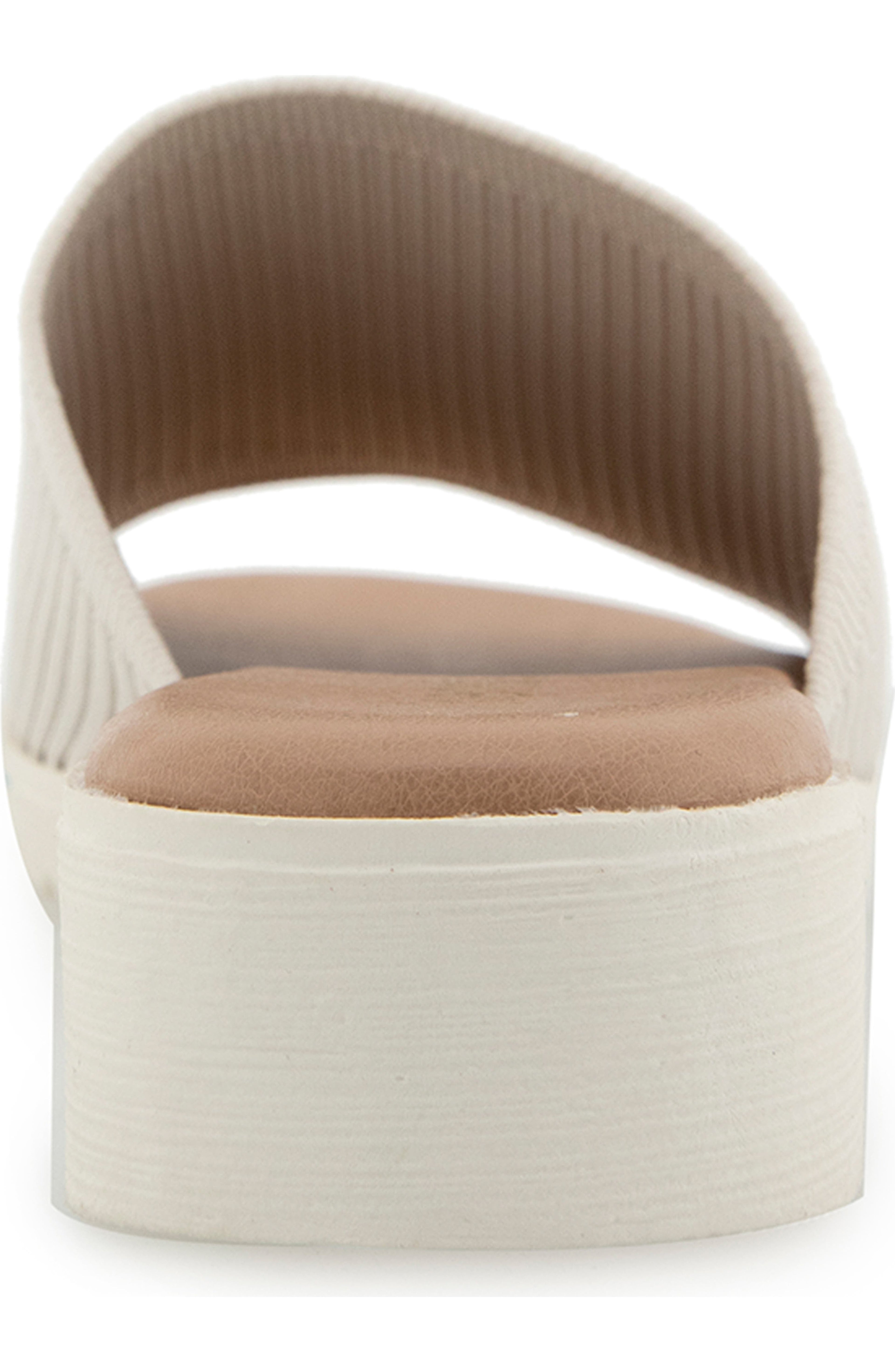 Kensie Ellie Wedge Slide Sandal - CLOSEOUT (englisch)