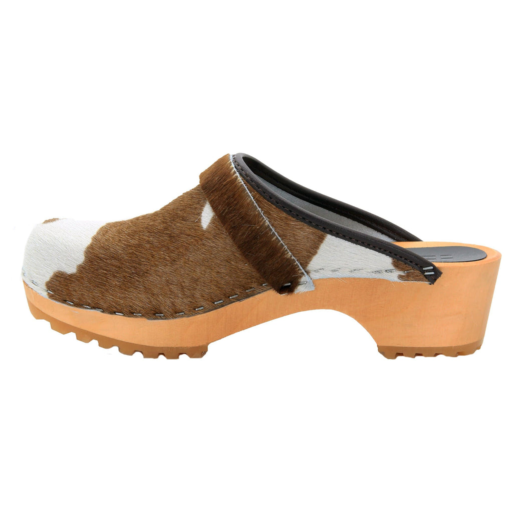 BJORK Safari Wood Open Back Braune Kuh Leder Clogs - CLOSEOUT