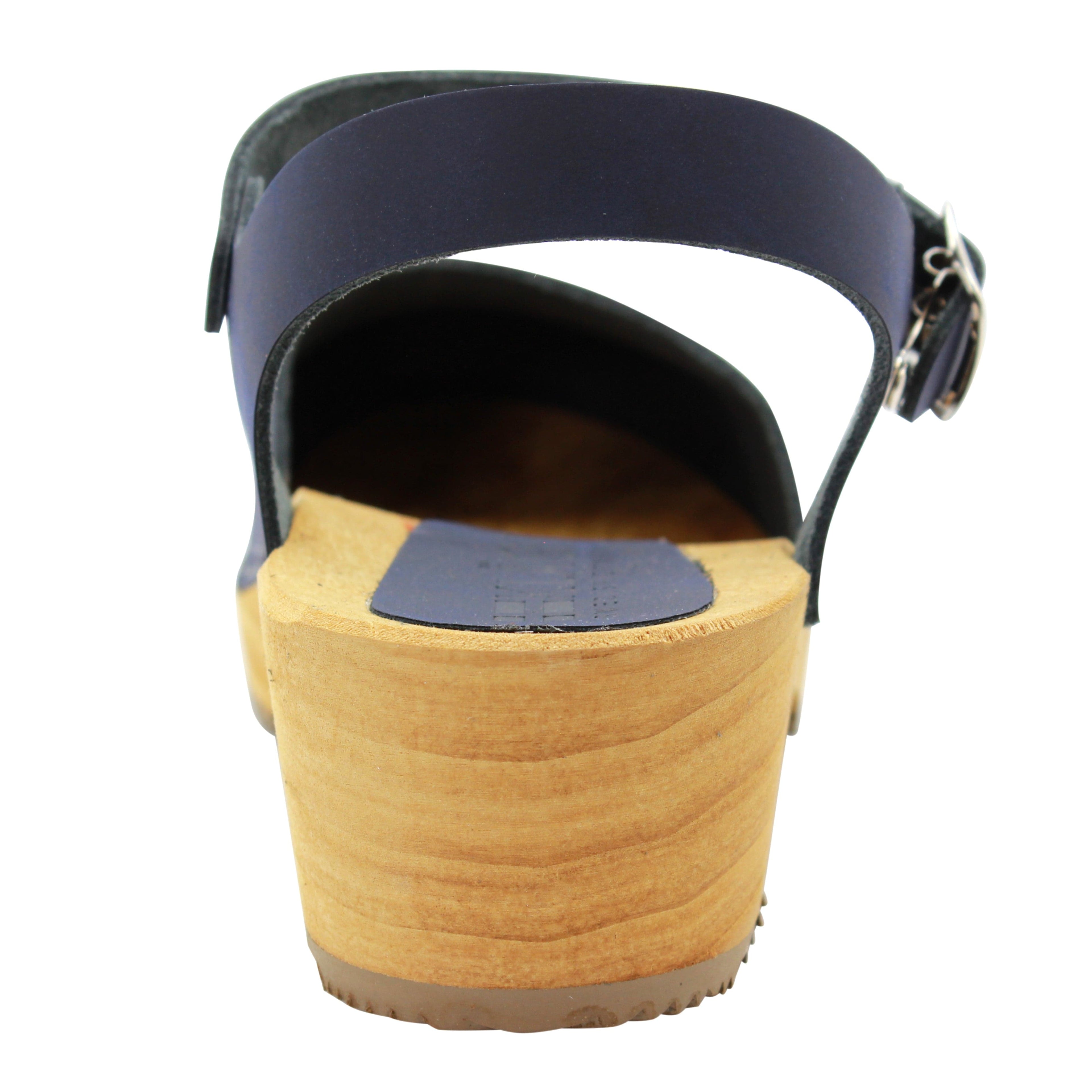 BJORK ALMA Schwedische Holzklauen Marine Ledersandalen