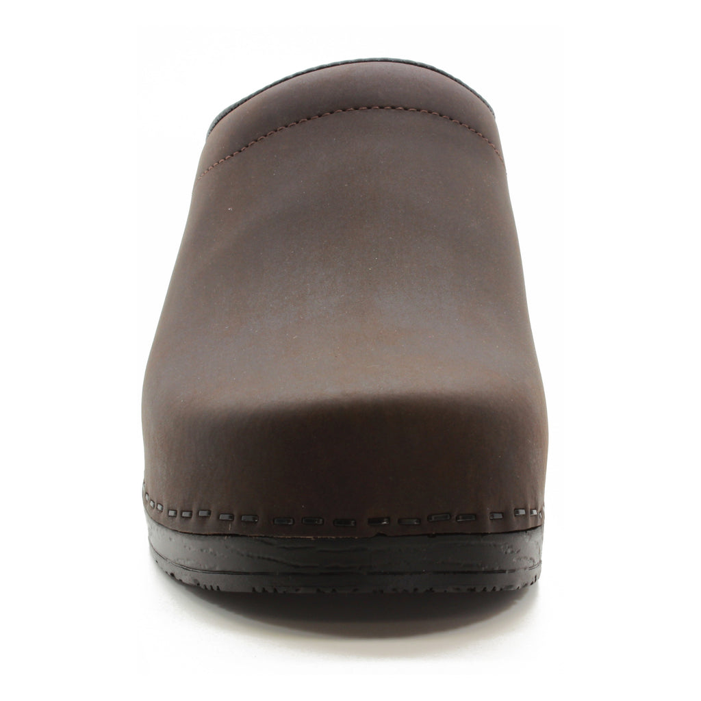 BJORK Männer Sam Open Back geölte Leder Clogs - CLOSEOUT