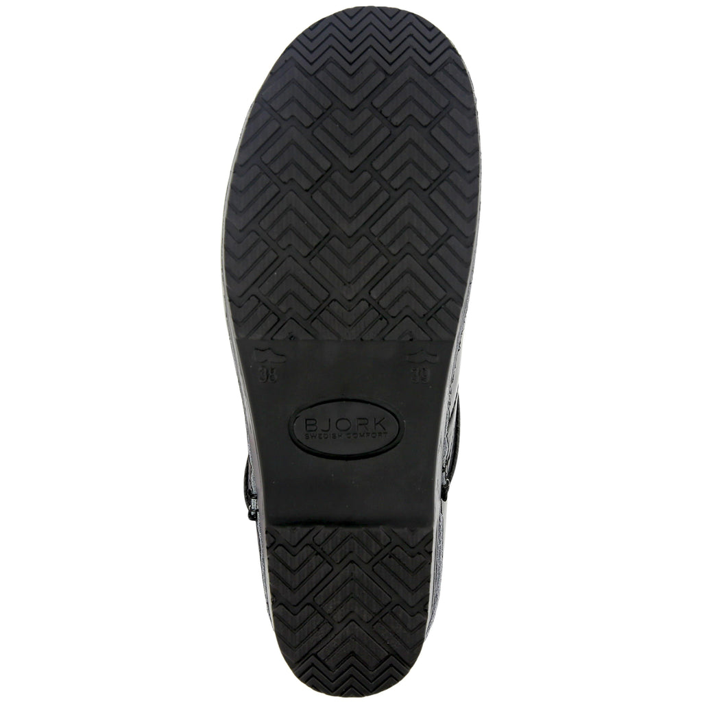 BJORK PROFESSIONAL Patent Leather Clogs