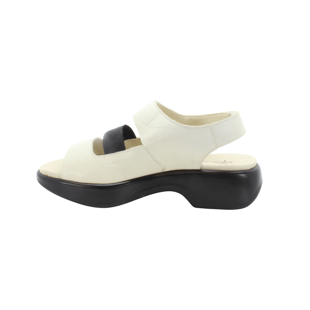 DROMEDARIS Sample Sale - Gruppe H - Rocker Bottom Sandals