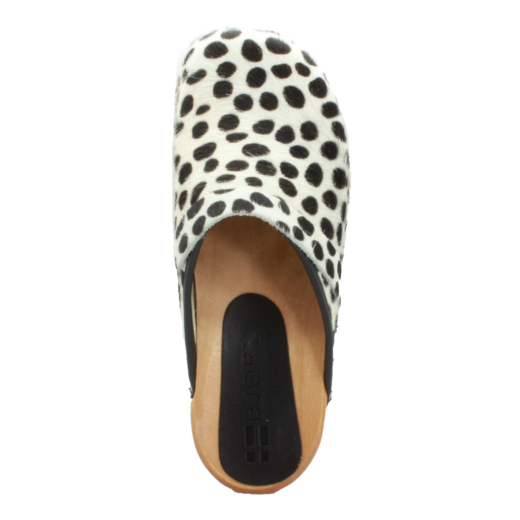 BJORK Safari Wood Öffnen Sie Dalmatin Clogs - CLOSEOUT