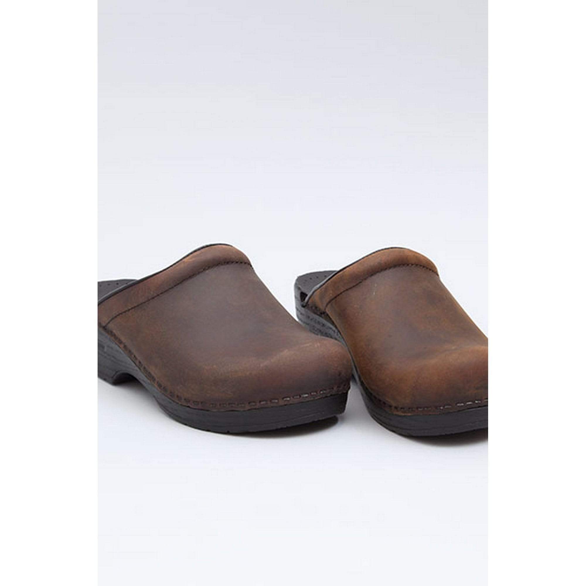 DANSKO Sonja Ölleder öffnen Back Clogs