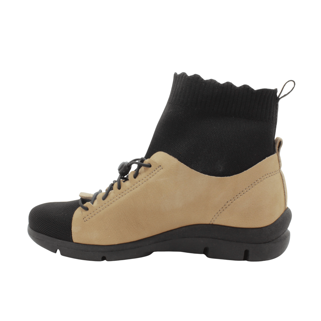 DROMEDARIS Sample Sale - Gruppe O - Flat Ankle Boot