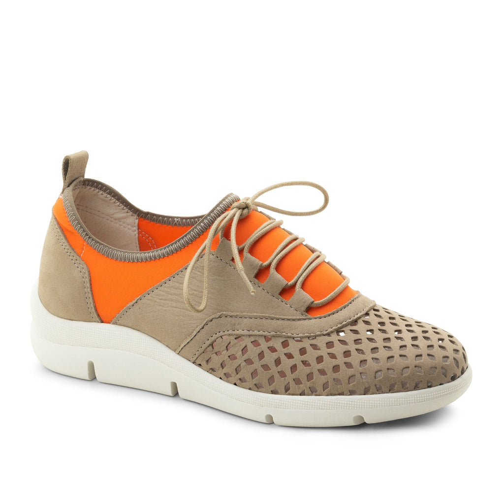 Dromedaris Valene Perforated Leather Comfort Schuh